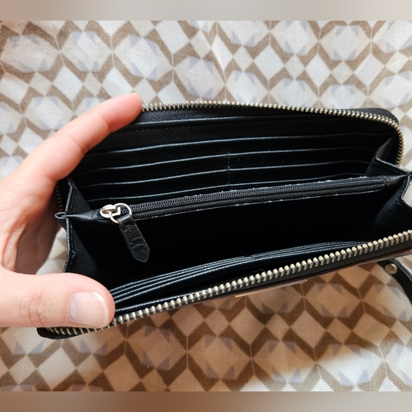 Fossil Dawson Zip Clutch Wallet - Picture 8 of 8